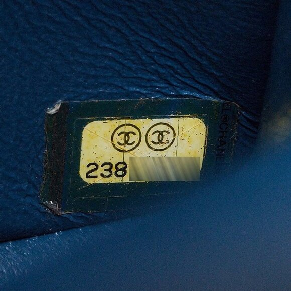 Chanel Dark Pink 2.55 Reissue Chevron Quilted Calfskin Leather 225 Bag - Picture 11 of 13